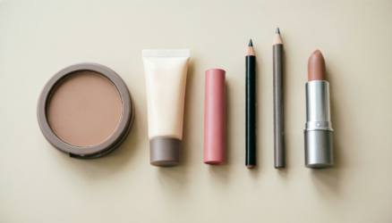 Best makeup under Rs 1500 everyday kit in Pakistan