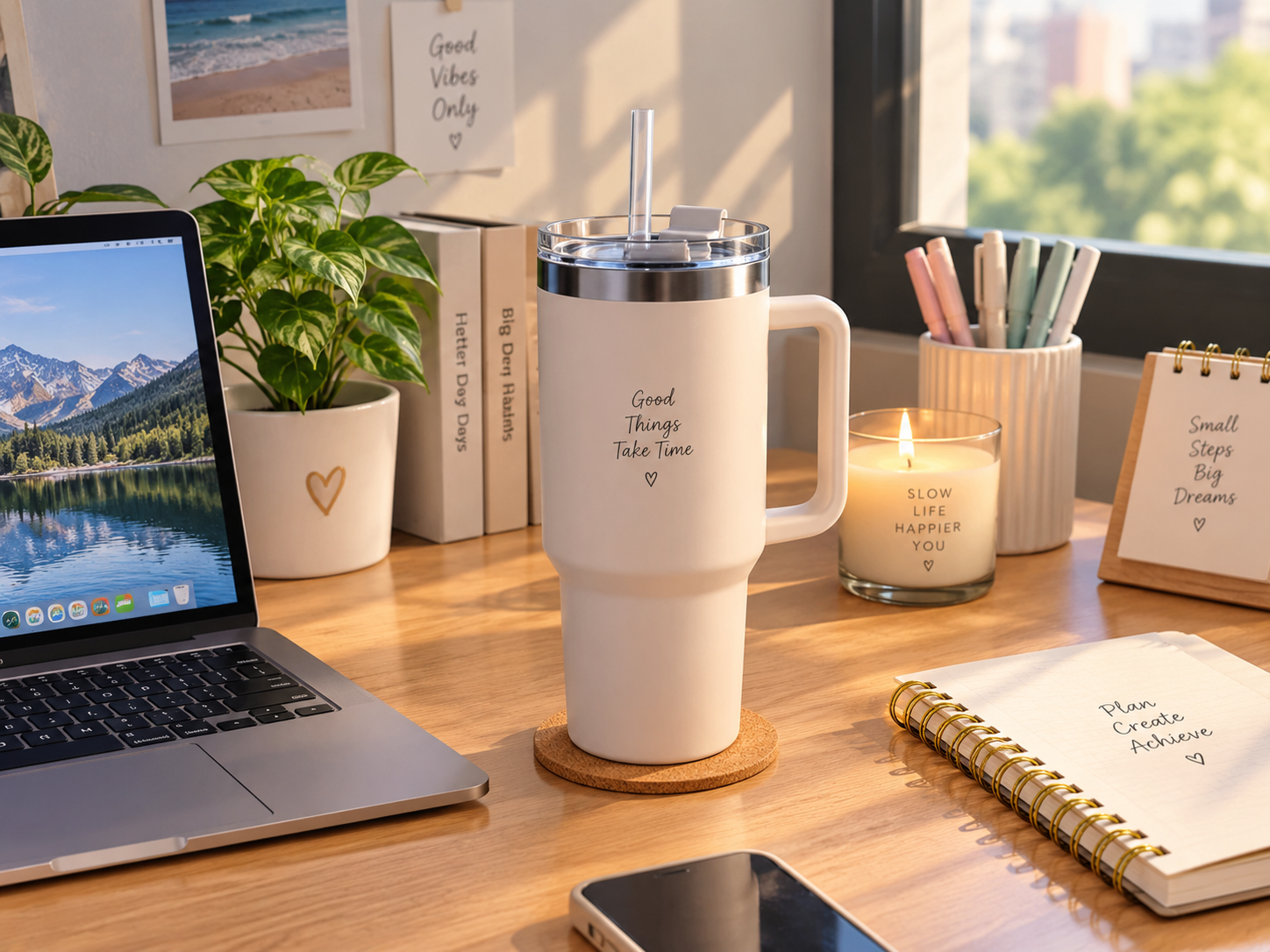Insulated tumbler for aesthetic desk setup